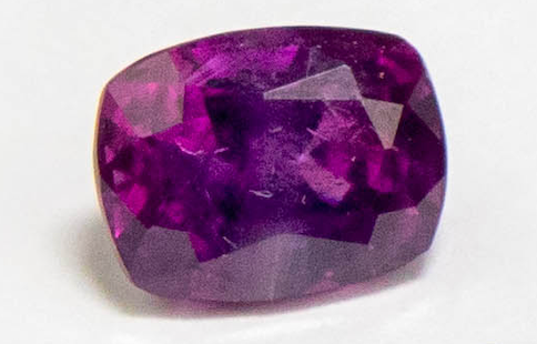 1.4ct No heat Kashmir Purple Sapphire (7.3mm x 6.1mm)
