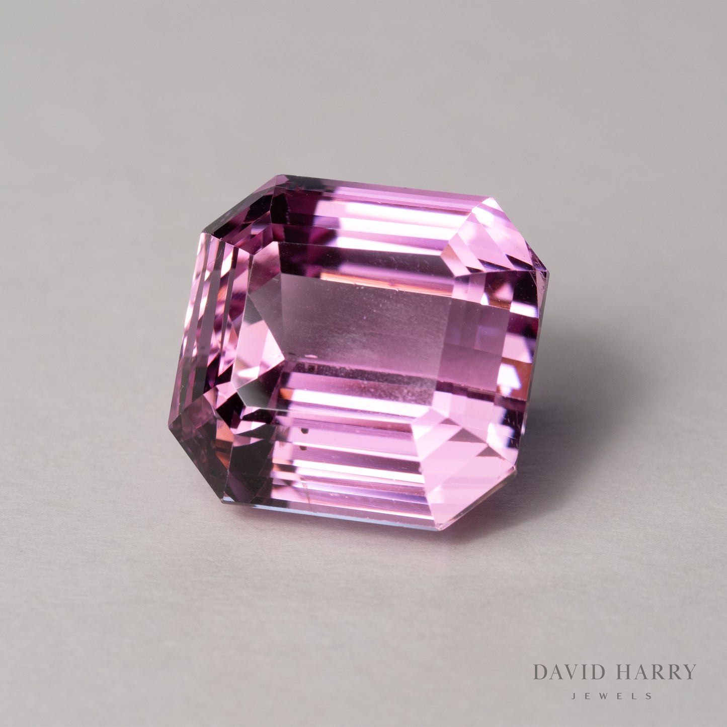 29ct Patroke Kunzite