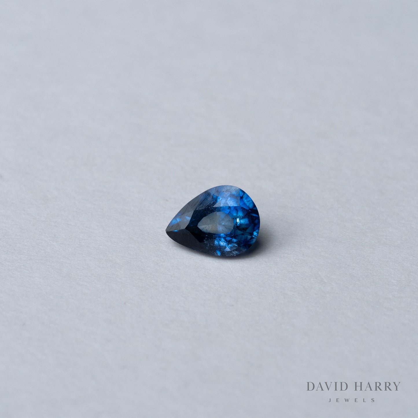 1.05ct Ceylon Sapphire