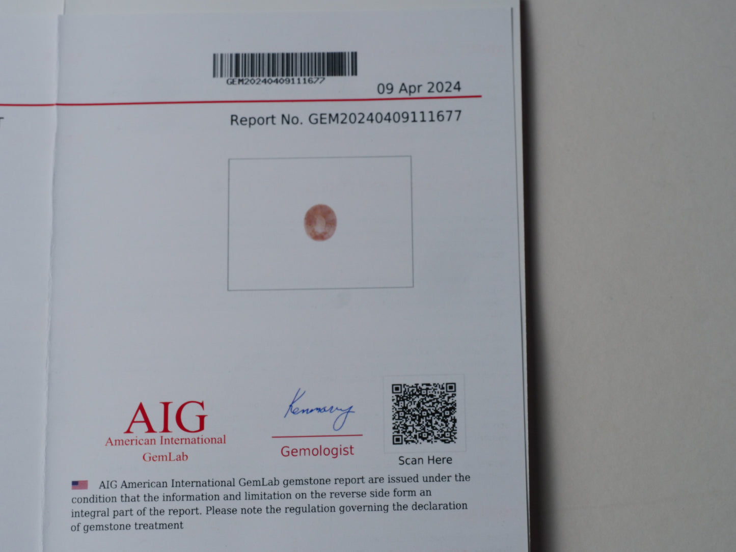 Certified No heat 1.39ct Padparadscha Sapphire