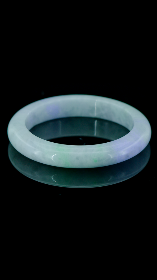 340 cts Type A bicolour lavender and green jadeite bangle